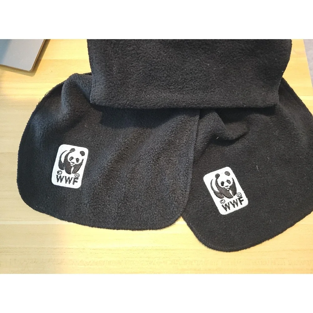 WWF World Wildlife Foundation Black‎ Fleece Winter Panda Logo Scarf